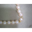 Perlkette, Akoya leicht roséfarben mit Schließe 750 Gold Länge 45cm