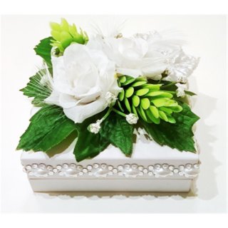 Ringschachtel, Ringbox mit weißen Rosen  für Trauringe