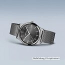 Bering Herrenuhr Ultra Slim Edelstahl grau Matt/Poliert  Saphirglas, Ziffernblatt schwarz, 3 ATM, 18340-377